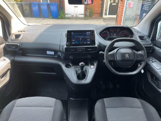 /photos/10882/26865f8f-6e62-4c76-b24f-3e7ee3d60944_i320x240.jpg
