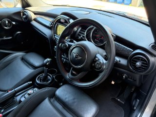 /photos/10882/41160f95-829d-4611-aab0-a4cf39a4cd70_i320x240.jpg